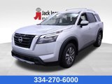 New 2025 Nissan Pathfinder SL image 2