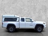 Used 2022 Toyota Tacoma TRD Off-Road image 4