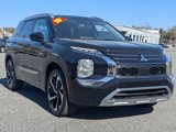 New 2025 Mitsubishi Outlander SEL image 2