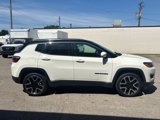 Used 2018 Jeep Compass Limited w/ Navigation Group image 4