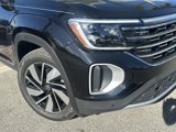 New 2025 Volkswagen Atlas SEL image 2