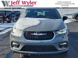 New 2025 Chrysler Pacifica Select w/ Uconnect Theater Family Group image 2