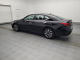 Used 2023 Nissan Altima 2.5 SV image 3