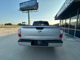 Used 2017 Nissan Titan SV image 4