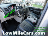Used 2016 Chrysler Town & Country Touring image 2