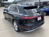 Used 2019 Audi e-tron Prestige w/ Prestige Package image 3