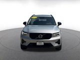 Used 2024 Volvo XC40 B5 Core image 4