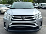Used 2019 Toyota Highlander LE image 2