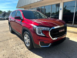 Used 2024 GMC Terrain SLE image 2