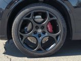 Used 2022 Alfa Romeo Stelvio Veloce image 5
