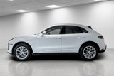 Used 2025 Porsche Macan image 2