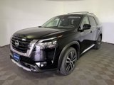 New 2025 Nissan Pathfinder Platinum w/ Cargo Package image 4