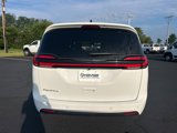 New 2026 Chrysler Pacifica Select image 6