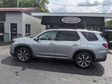 Used 2024 Honda Pilot Touring image 2