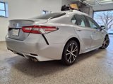 Used 2019 Toyota Camry SE image 4