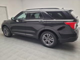 Used 2022 Ford Explorer XLT w/ Equipment Group 202A image 3