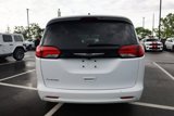 Used 2022 Chrysler Voyager LX image 4