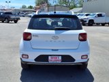 Used 2023 Hyundai Venue Limited image 5