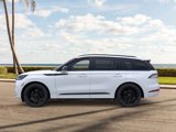 New 2025 Lincoln Aviator Reserve w/ Luxury Package image 3