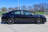 Used 2021 Toyota Camry SE image 5