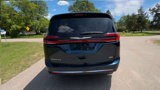 Used 2024 Chrysler Pacifica Touring-L image 4