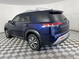 Used 2024 Nissan Pathfinder SL image 5