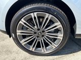 New 2025 Land Rover Range Rover Long Wheelbase SE image 3