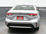 Used 2021 Toyota Corolla LE image 5