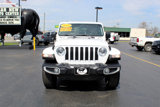 Used 2022 Jeep Wrangler Unlimited Sahara image 2