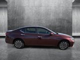Used 2025 Nissan Altima 2.5 SV image 4