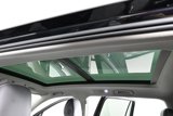 Certified 2022 Volkswagen Tiguan SE w/ Panoramic Sunroof Package image 4