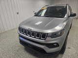 Used 2023 Jeep Compass Latitude image 2