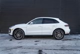 Certified 2025 Porsche Macan image 2