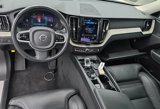 Used 2022 Volvo XC60 B5 Inscription image 4
