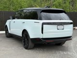 Used 2025 Land Rover Range Rover Long Wheelbase SE image 3