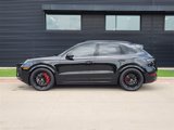 Certified 2025 Porsche Cayenne Turbo image 2