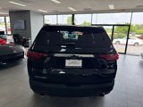 Used 2022 Chevrolet Traverse LS image 4