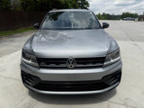 Used 2020 Volkswagen Tiguan SE R-Line image 2