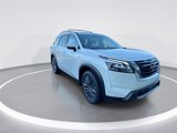 New 2025 Nissan Pathfinder SL w/ SL Premium Package image 2