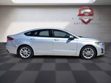 Used 2019 Ford Fusion SE image 2