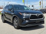 Used 2024 Toyota Highlander XLE image 2