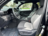 Used 2024 Toyota Tacoma TRD Sport w/ TRD Sport Upgrade Package image 4