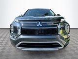 New 2025 Mitsubishi Outlander SE image 2