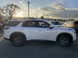 New 2025 Nissan Pathfinder SV image 3