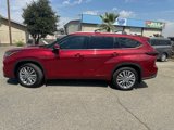 Used 2024 Toyota Highlander Platinum image 4