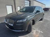 Used 2023 Lincoln Nautilus Reserve image 3