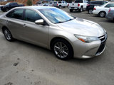 Used 2015 Toyota Camry SE image 2