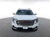 Used 2024 GMC Terrain SLT image 4