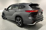 Used 2022 Toyota Highlander XSE image 4