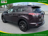 Used 2018 Toyota RAV4 SE image 5